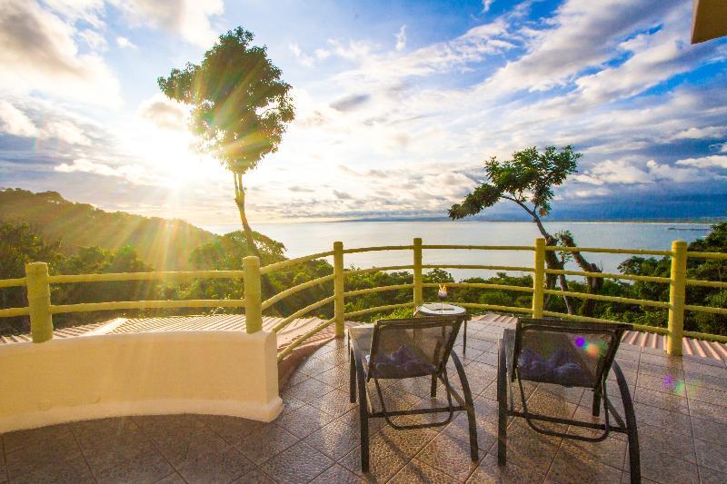Issimo Suites Boutique Hotel & Spa - Adults Only 曼努埃尔安东尼奥 外观 照片