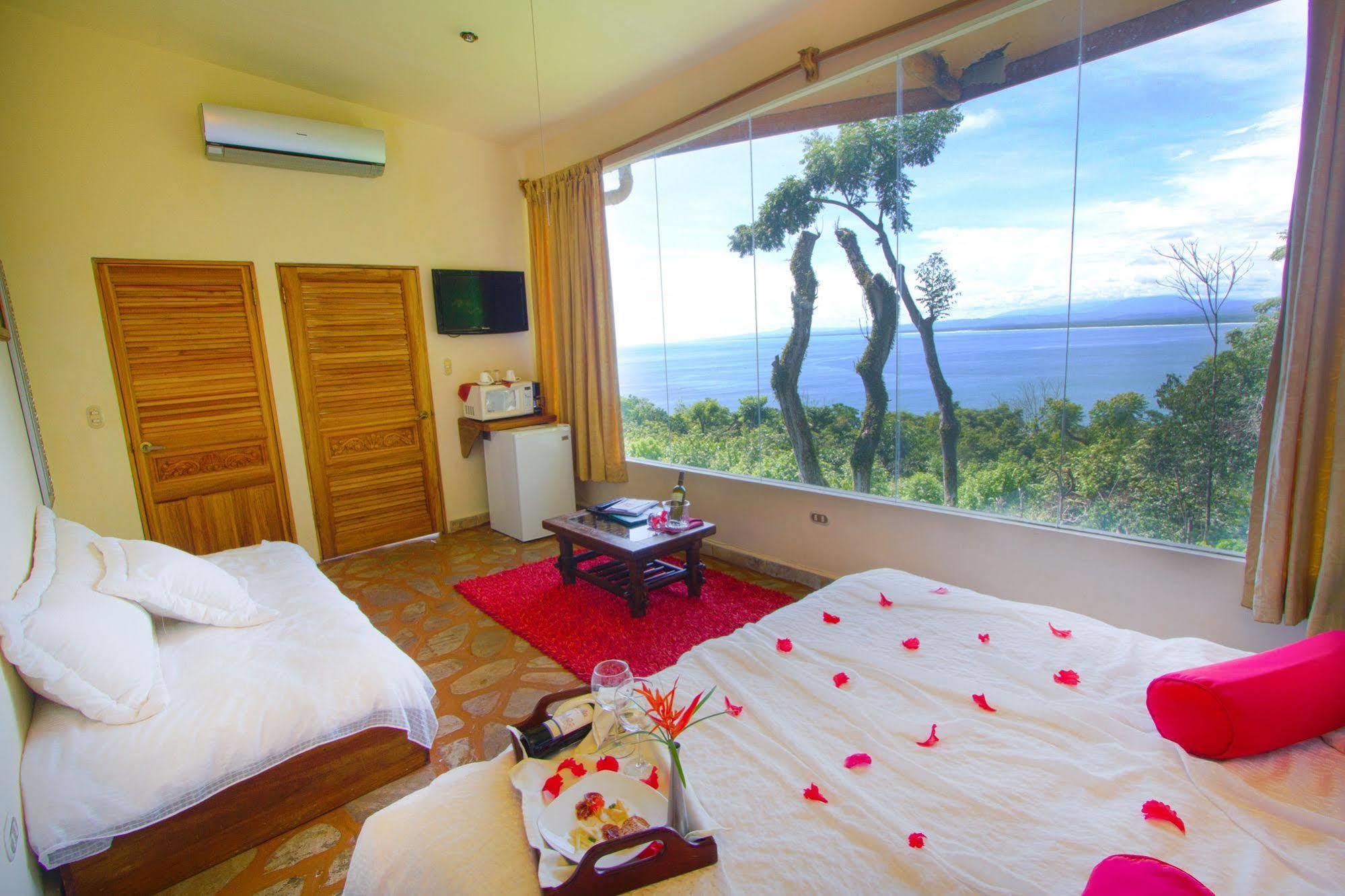 Issimo Suites Boutique Hotel & Spa - Adults Only 曼努埃尔安东尼奥 外观 照片