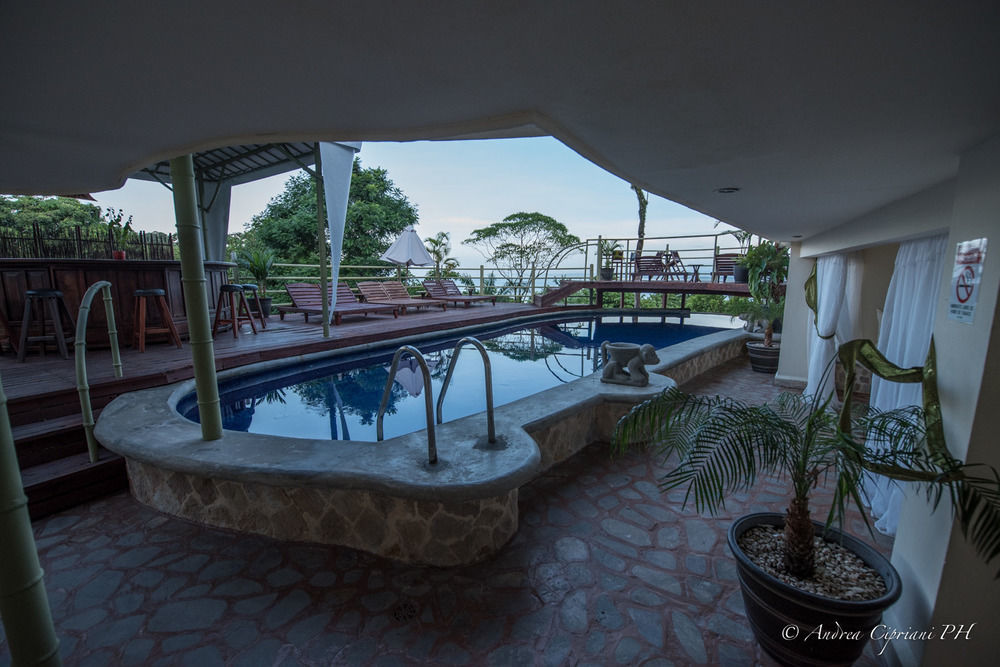 Issimo Suites Boutique Hotel & Spa - Adults Only 曼努埃尔安东尼奥 外观 照片